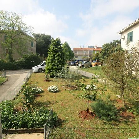 Apartment Persich Pula Exterior photo